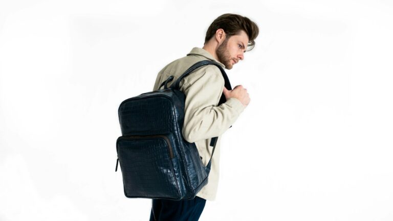 How to Choose the Perfect Travel Bag for Your Needs