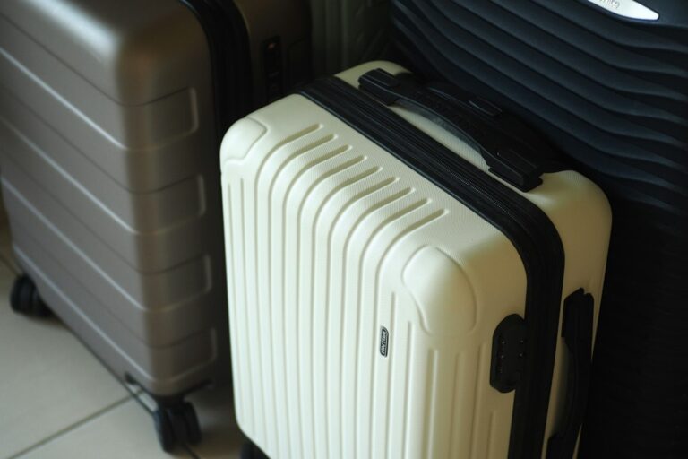 Travel Smart: Organizing Your Gear with the Right Bags